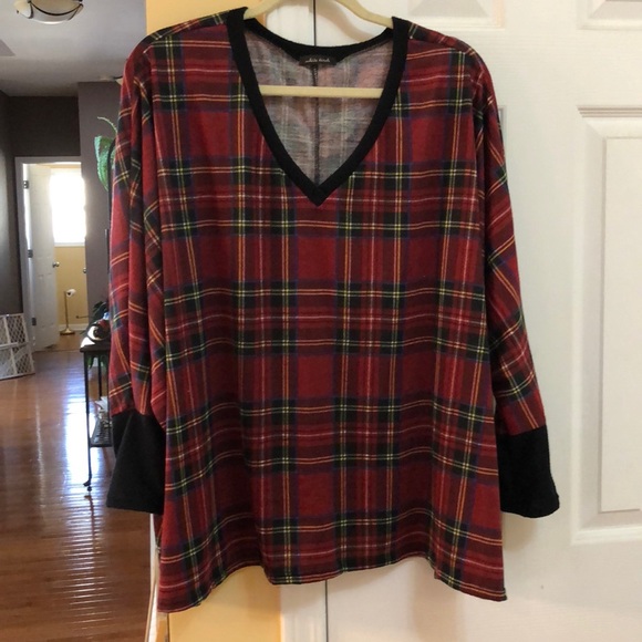white birch Sweaters - Oversized, big & comfy Plaid Knit Top. Large. New!